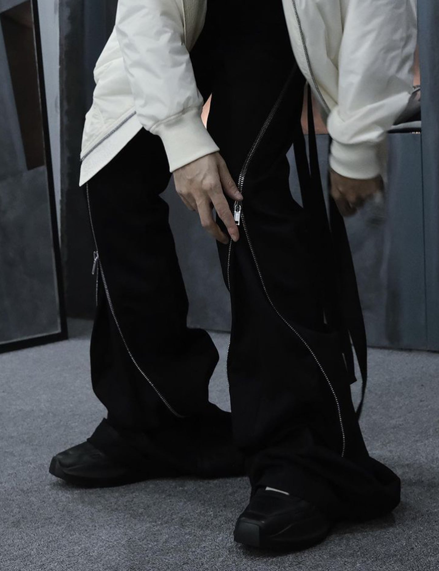 DIAMOND ZIP FLARE DENIM | UNDEVELOPED