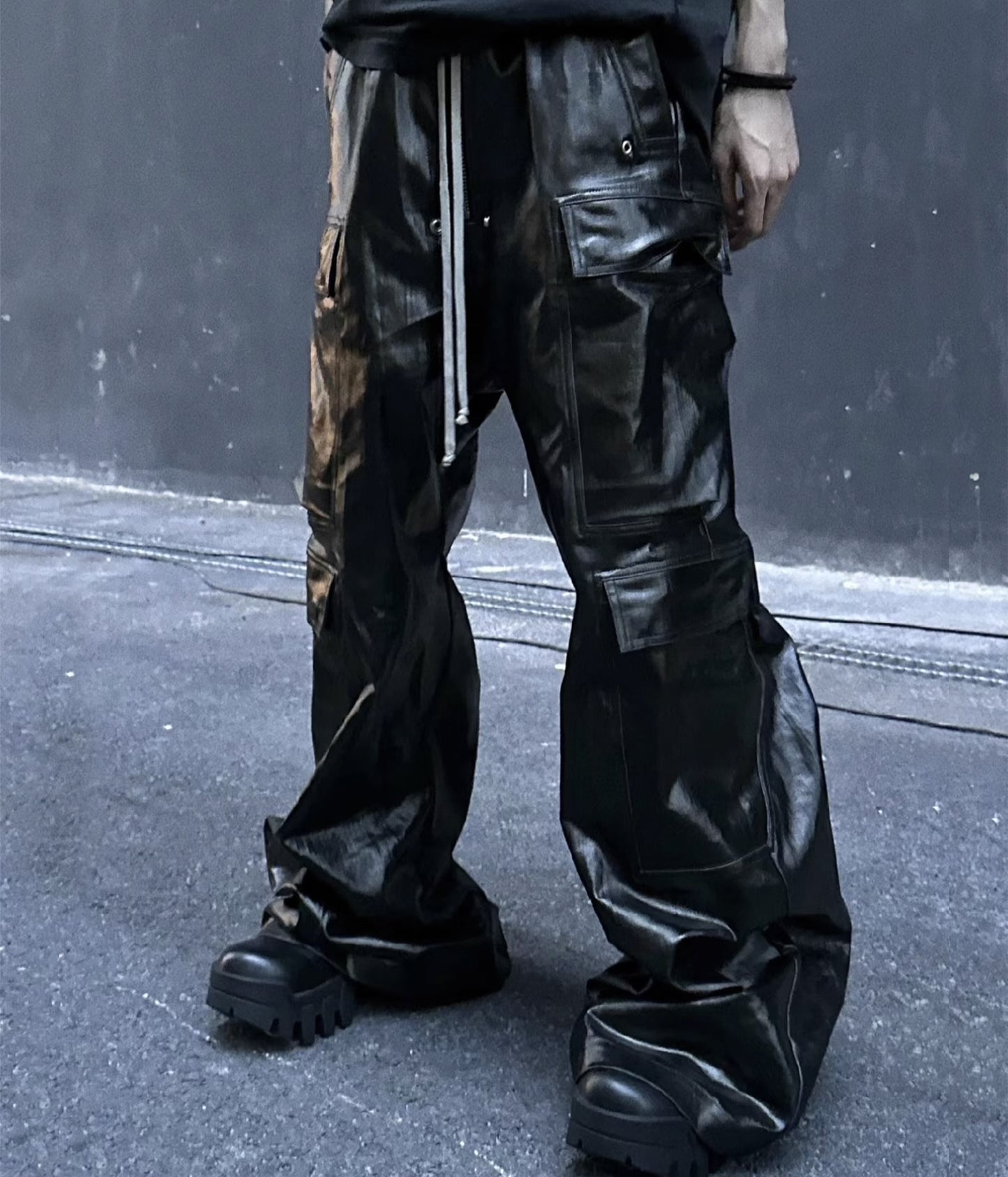 SHINE DRAWSTRING CARGO PANTS | STREETWEAR APPAREL | UNDEVELOPED