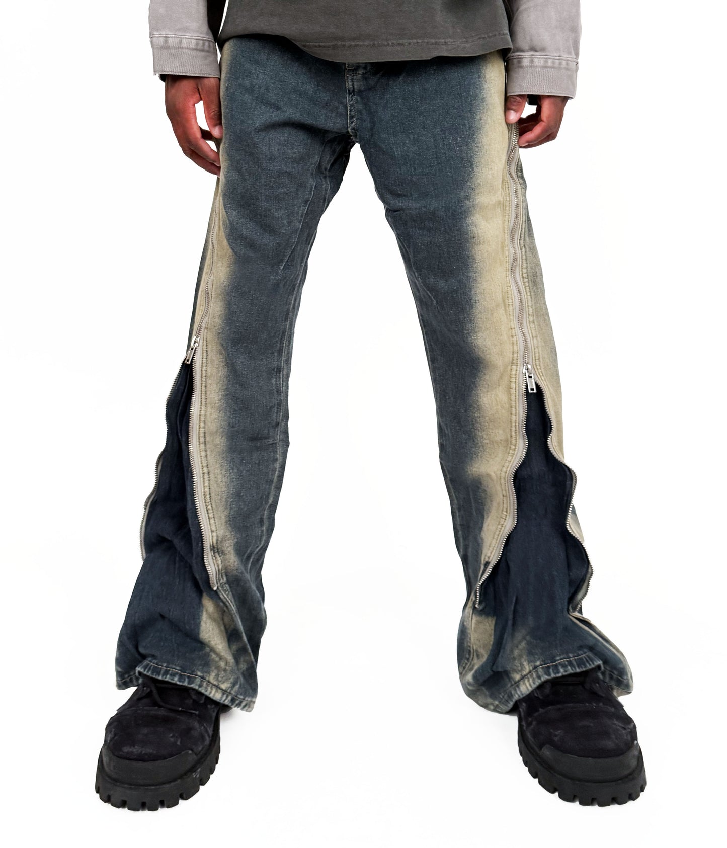 SAND FLARE FULL ZIP DENIM | UNDEVELOPED