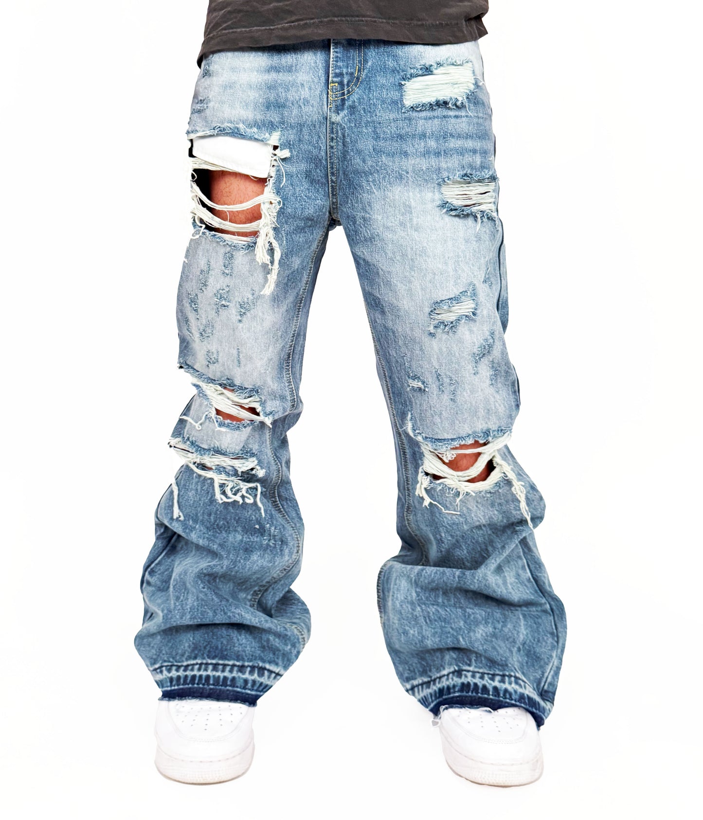 AZUL DESTRUCTION DENIM | UNDEVELOPED