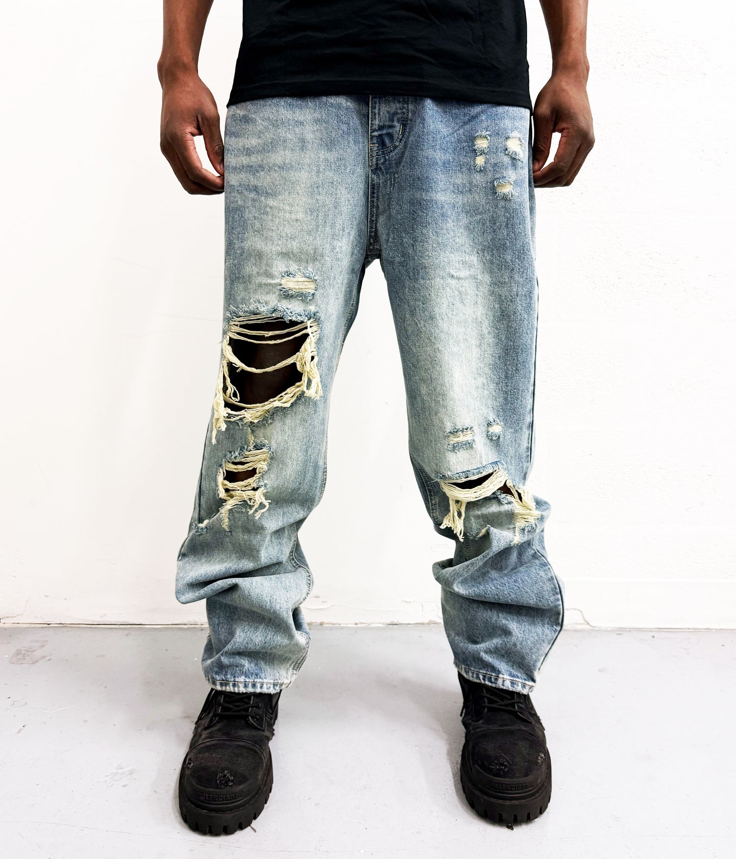 VINTAGE DESTRUCTION DENIM | UNDEVELOPED