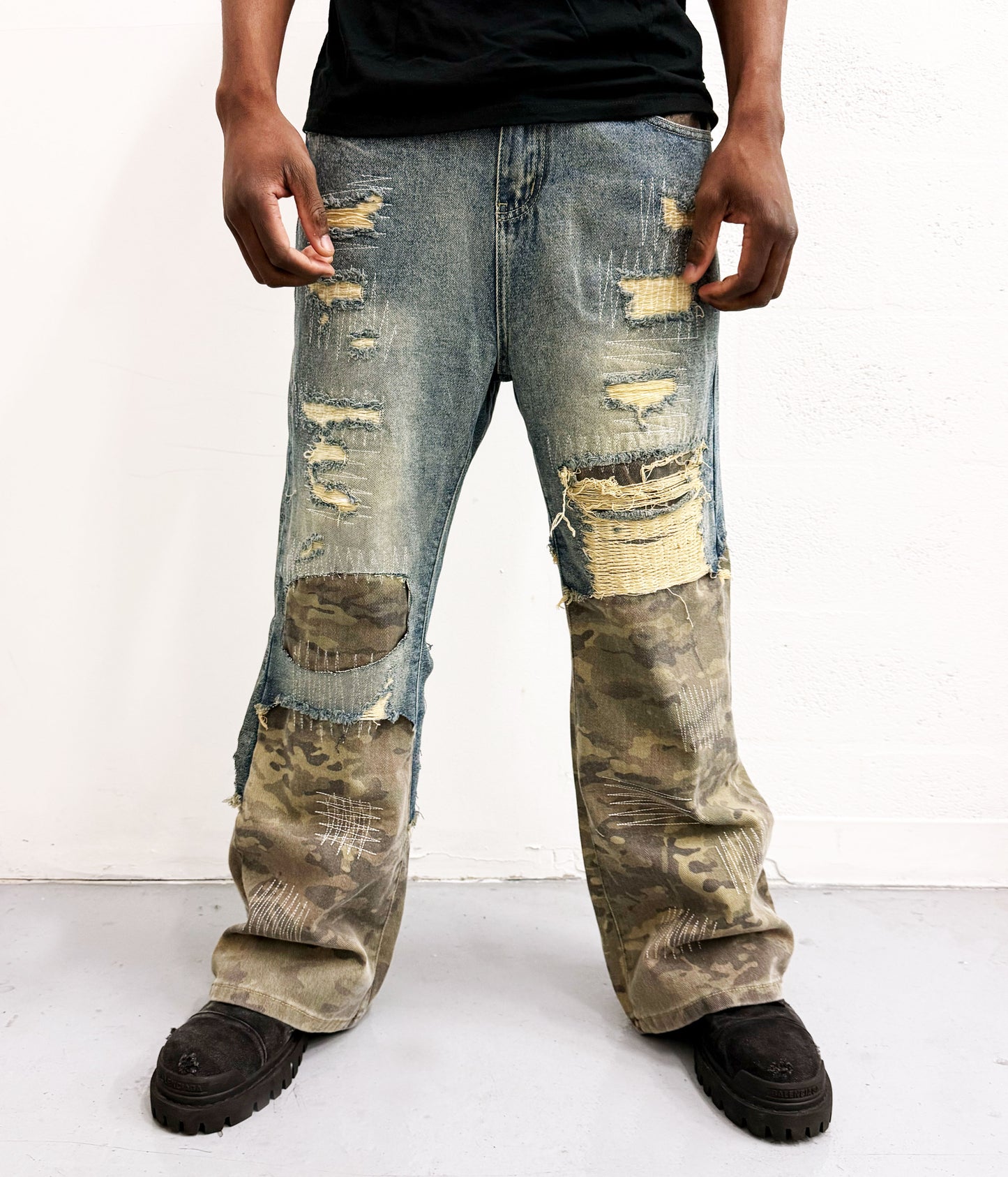 AZUL SCAB CAMO FLARE DENIM | UNDEVELOPED