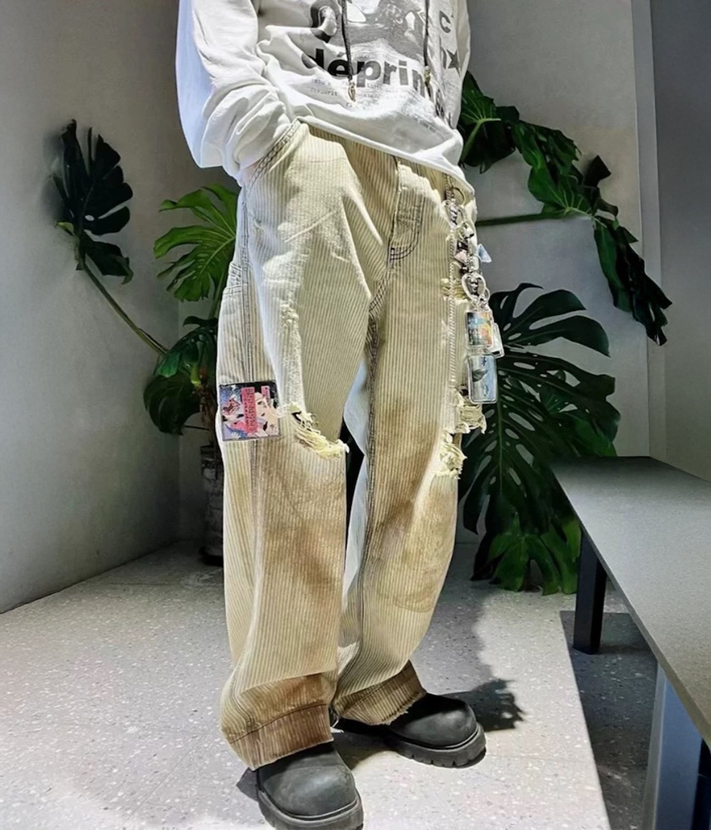 PINSTRIPE DESTROYED DENIM | UNDEVELOPED