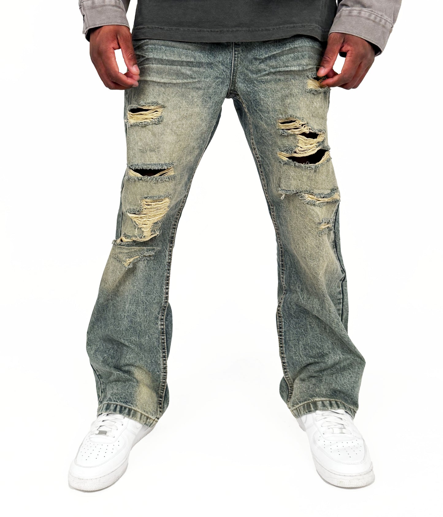 SANDWASH DISTRESSED DENIM | UNDEVELOPED