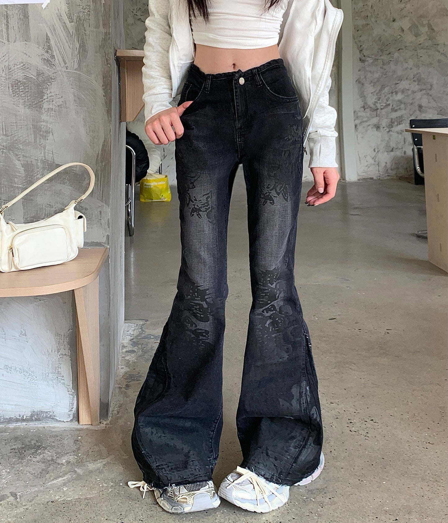 FLORAL FLARE DENIM | UNDEVELOPED