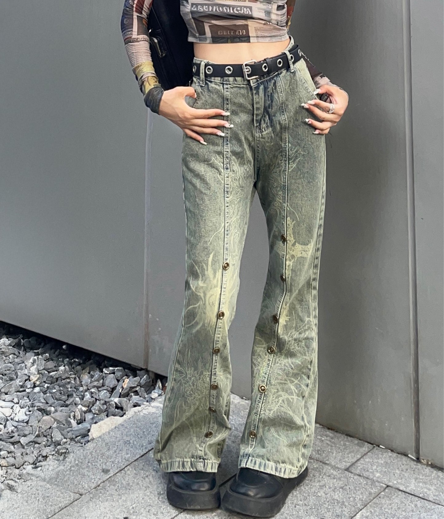 CROSS FLARE DENIM | UNDEVELOPED