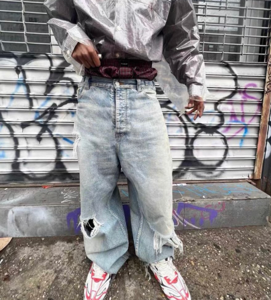 Baggy vs. Flare vs. Wide-Leg Denim: How to Choose Your Fit