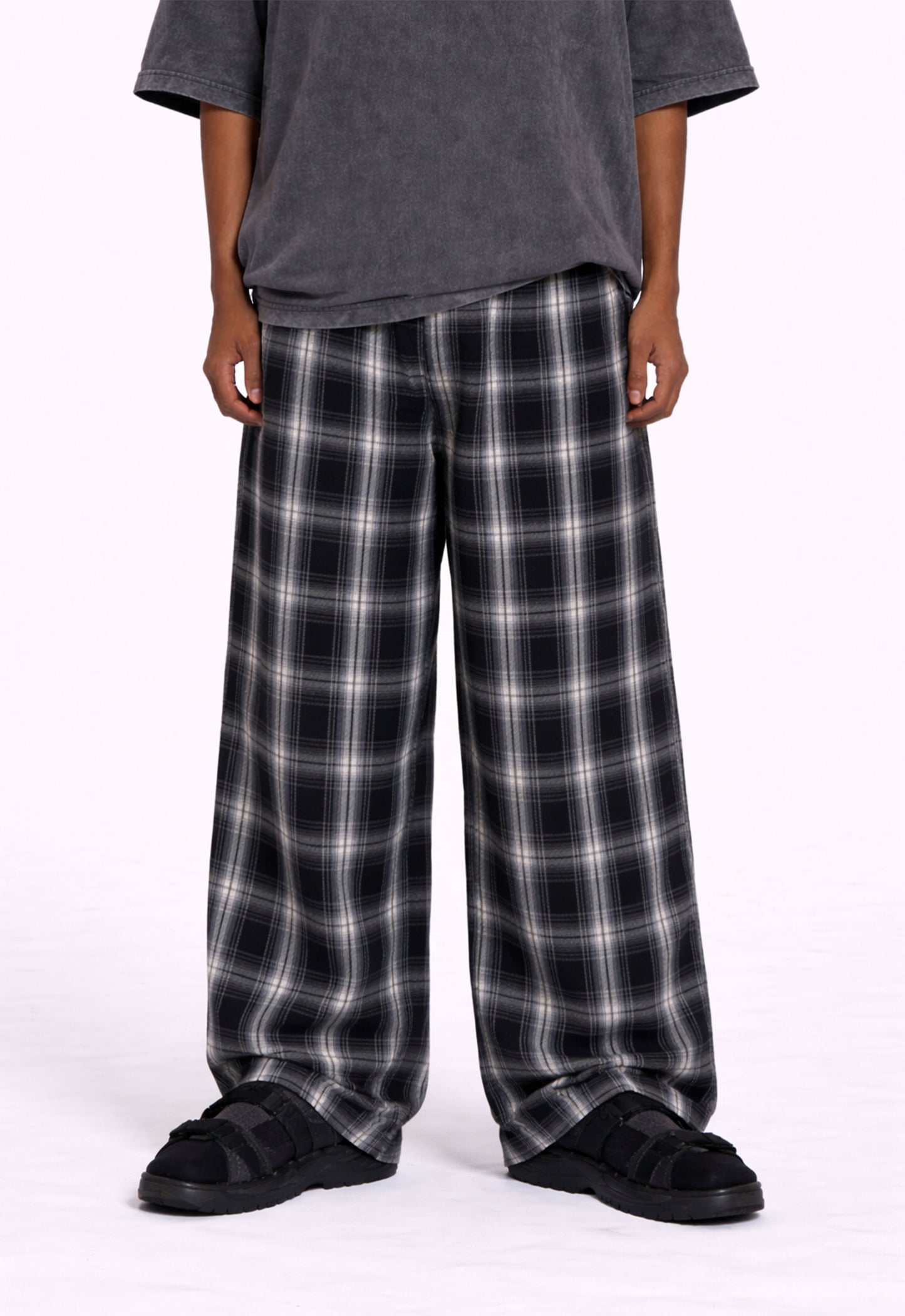 PLAID SPLIT SWEATPANTS sweatpants | STREETWEAR APPAREL | UNDEVELOPED