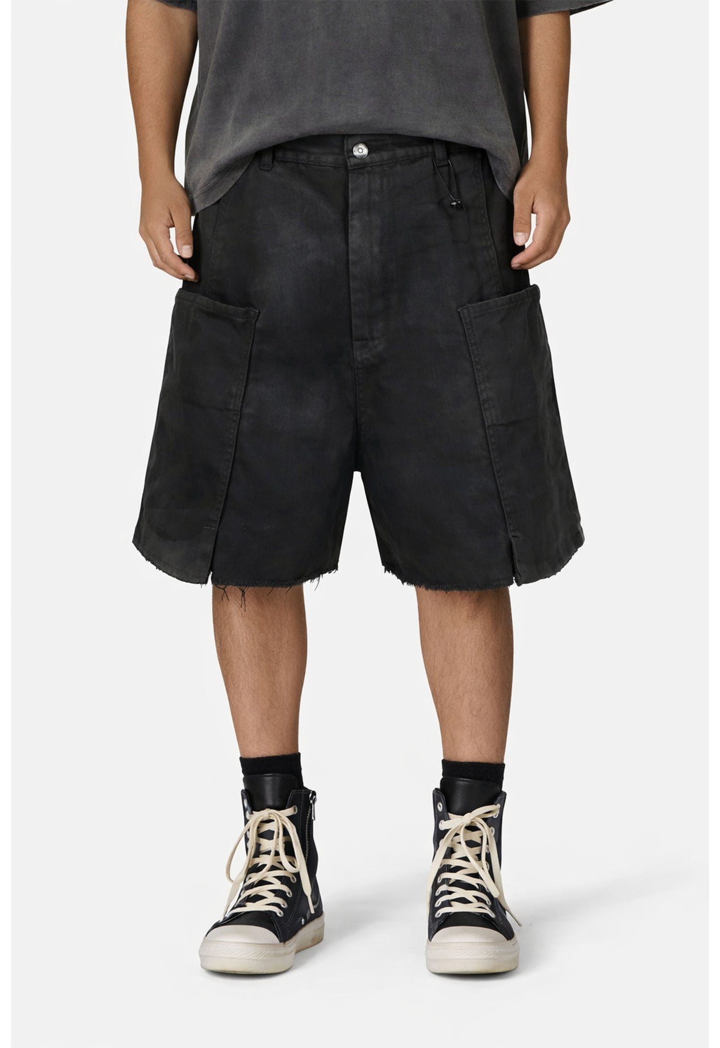 WAXED CARGO SHORTS cargo shorts | STREETWEAR APPAREL | UNDEVELOPED