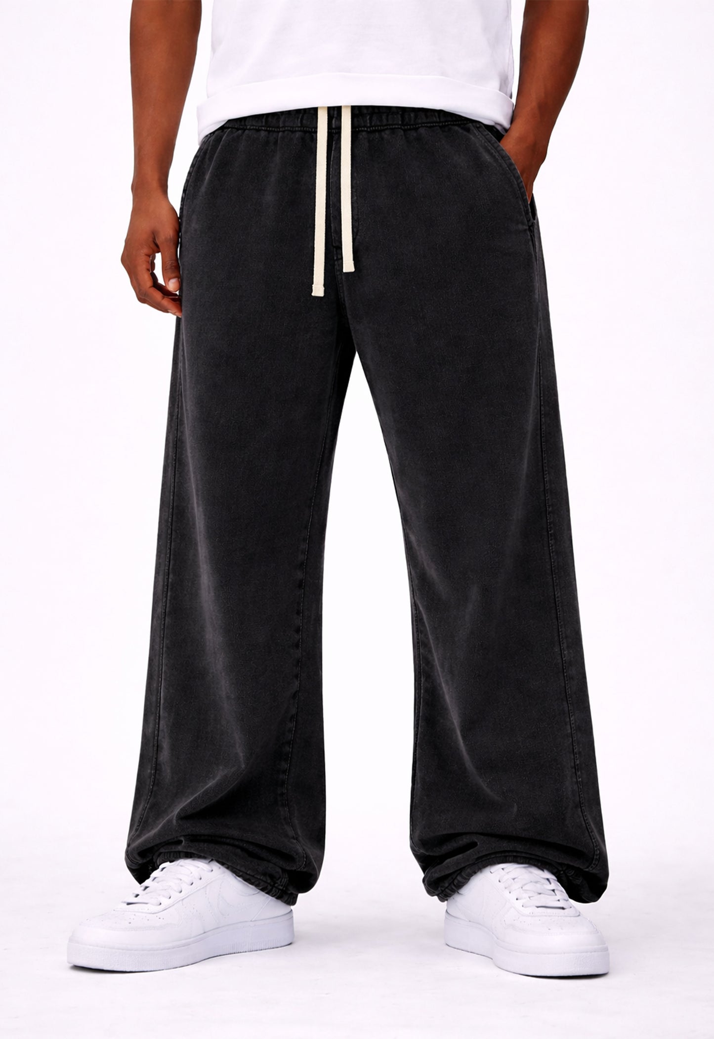 NOIR PANEL SWEATPANTS Sweatpants | STREETWEAR APPAREL | UNDEVELOPED