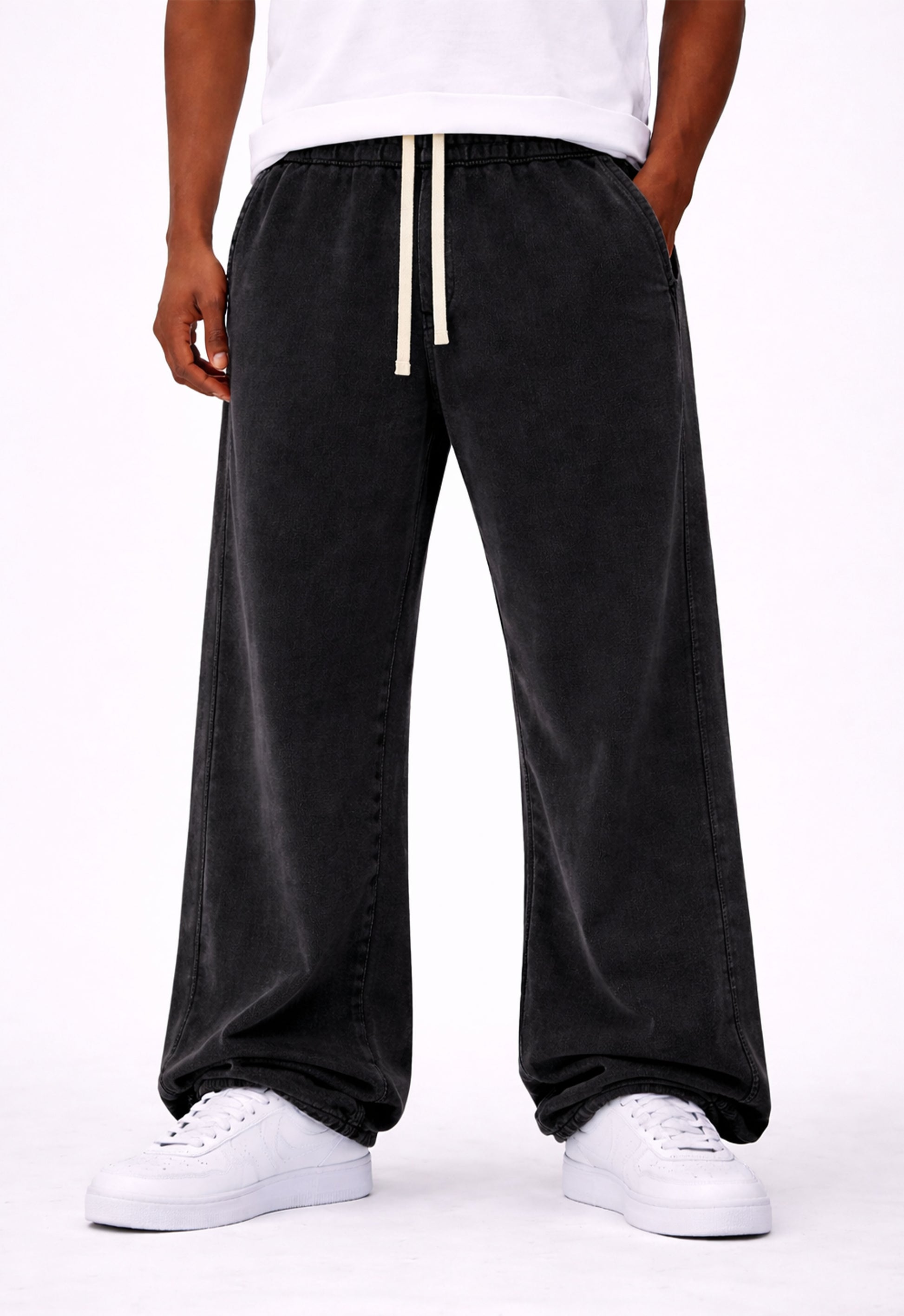 NOIR PANEL SWEATPANTS Sweatpants | STREETWEAR APPAREL | UNDEVELOPED
