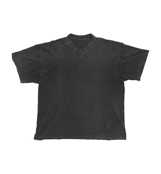 VINTAGE BLACK BOXY TEE