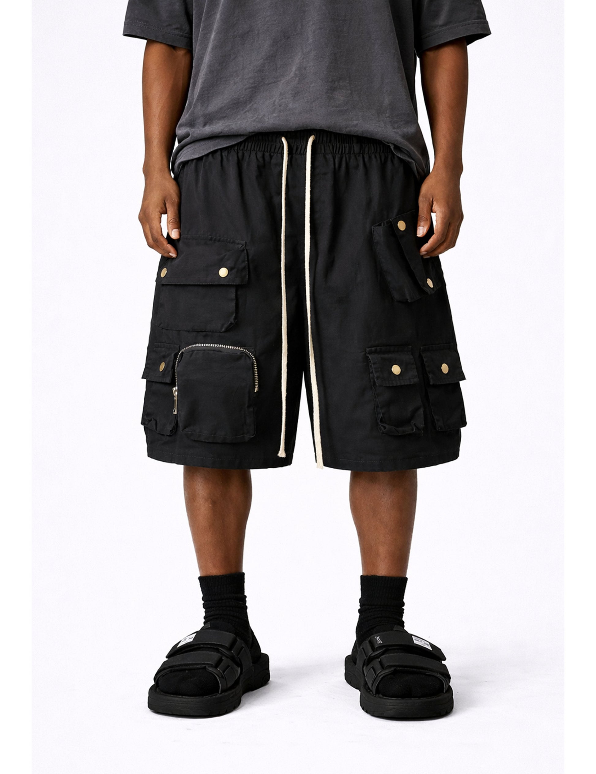 NOIR MULTI CARGO SHORTS Cargo Shorts | STREETWEAR APPAREL | UNDEVELOPED