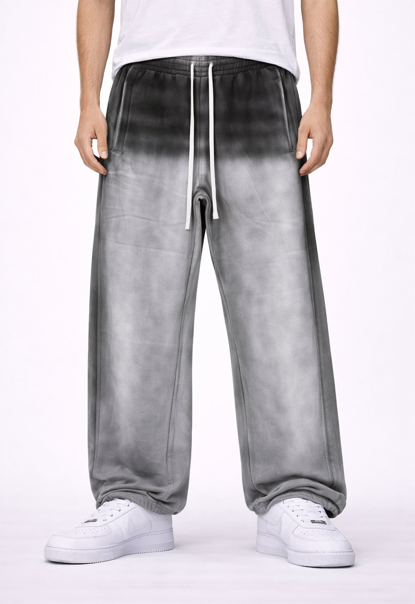 NOIR DIPPED SWEATPANTS sweatpants | STREETWEAR APPAREL | UNDEVELOPED